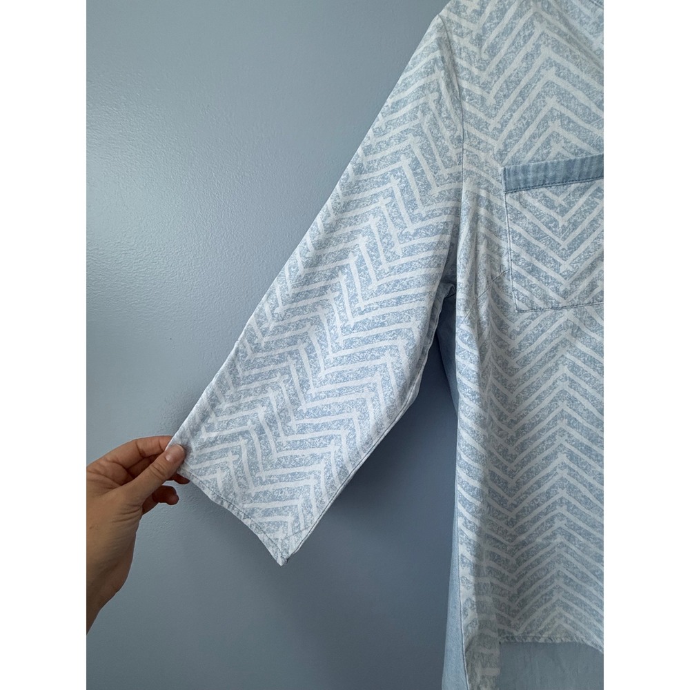 Chico's Blue Patterned Cotton Tunic Hi-Low 3/4 Sleeve Front Pockets Size 1 (M/8) - Picture 5 of 13
